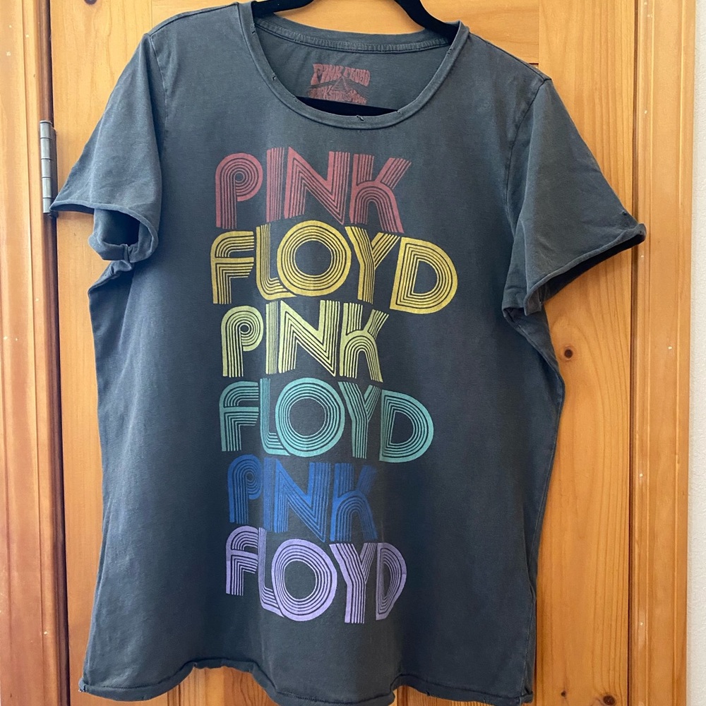 Pink Floyd Rainbow Band Tee